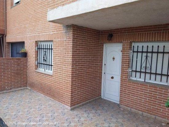 Casa en venta en c/ Granada, Chozas De Canales, Toledo - TOLEDO