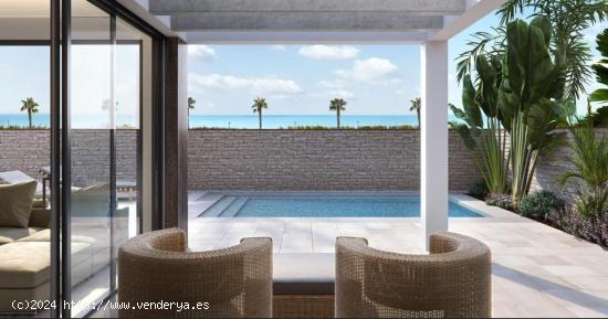 Complejo de 10 villas en Pilar de la Horadada con vistas al mar, a sólo 100 metros de la playa - AL