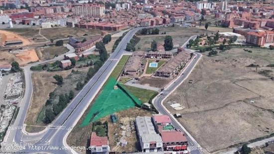 Terreno en venta en calle Azorin Tc, San Andrés del Rabanedo, León - LEON