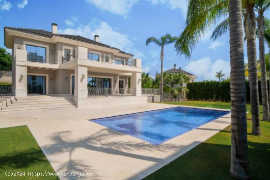 Modern Villa in Los Flamingos with fantastic sea view - MALAGA