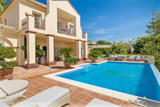 VILLA EL PARAISO ALTO, BENAHAVIS - MALAGA