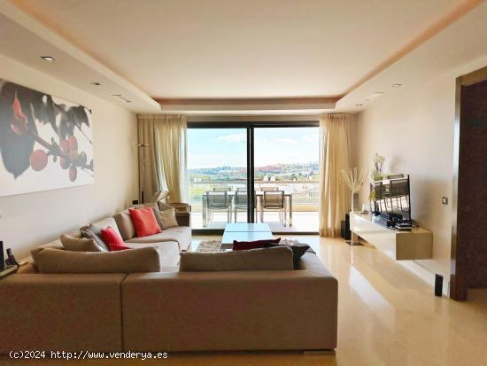 Enorme Apartamento Bajo con vistas al mar en Los Arrayanes Golf - MALAGA