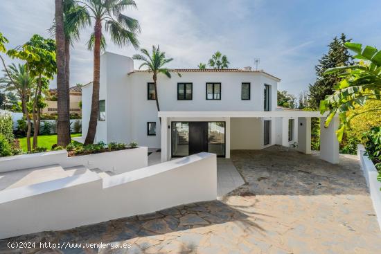 VILLA REFORMADA - ESTEPONA - MALAGA