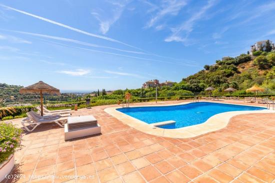  APARTAMENTO EN PLENO  GOLF - BENAHAVIS - MALAGA 