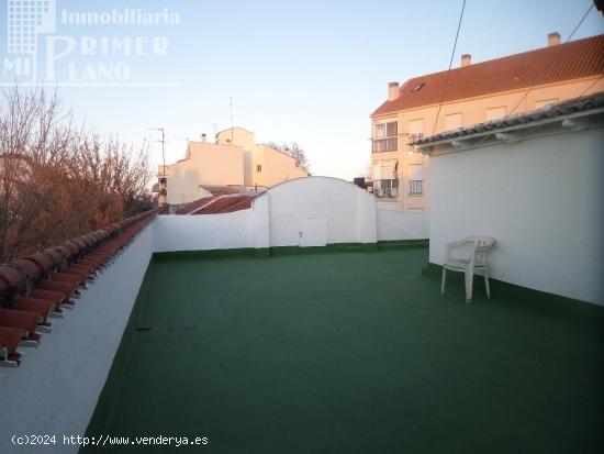 *CASA CON LOCAL COMERCIAL, JUNTO A PLAZA DE TOROS* - CIUDAD REAL