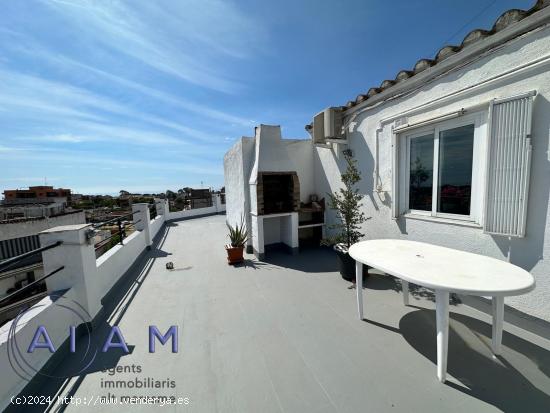  Ático con 100m2 de terraza en Pineda de Mar - BARCELONA 