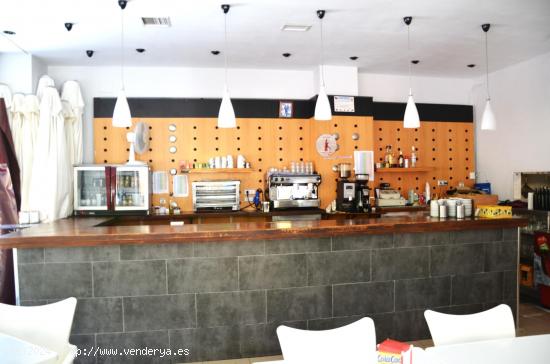 ¡OPORTUNIDAD! LOCAL CAFETERIA  EN VENTA EN ZONA VISTALEGRE - CORDOBA