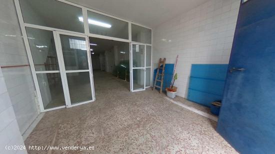 SE VENDE ESTUPENDO LOCAL COMERCIAL SITO EN LOS DOLORES-CARTAGENA. - MURCIA