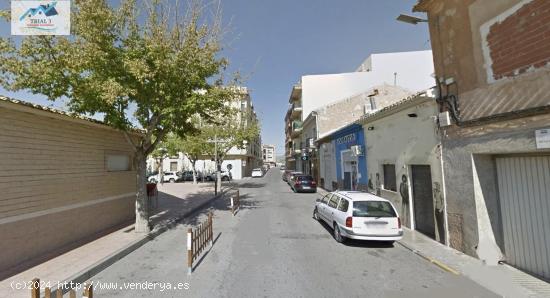 Venta casa en El Pinos/Pinoso (Alicante) - ALICANTE