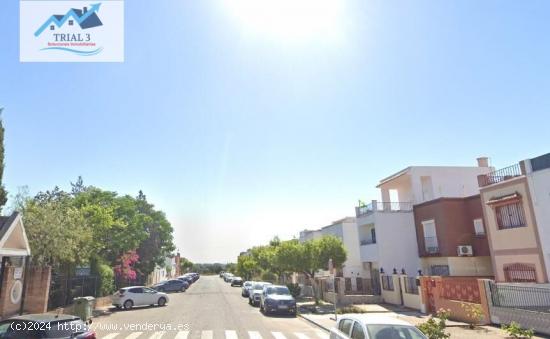 Venta casa en Santiponce (Sevilla) - SEVILLA