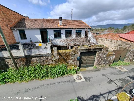  👍 Casa a 5 km. de CARBALLIÑO, para entrar a vivir con terreno. - ORENSE 