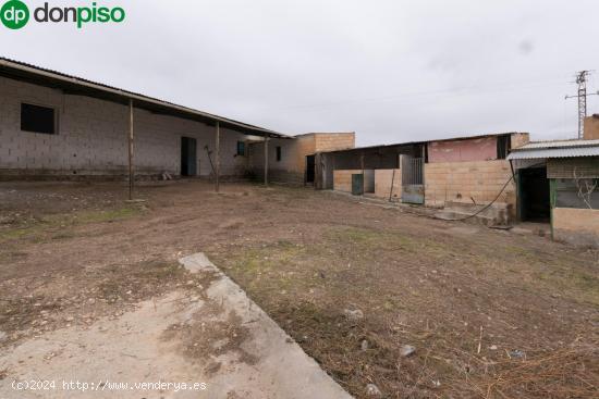  Terreno con almacen industrial a escasos minutos de autovía en Moraleda de Zafayona - GRANADA 