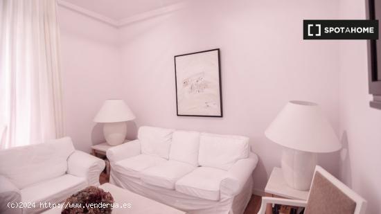 Precioso apartamento de 5 dormitorios en alquiler en Madrid Centro - MADRID