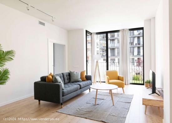  Moderno apartamento amueblado y equipado a un paso del metro en Poblenou - BARCELONA 