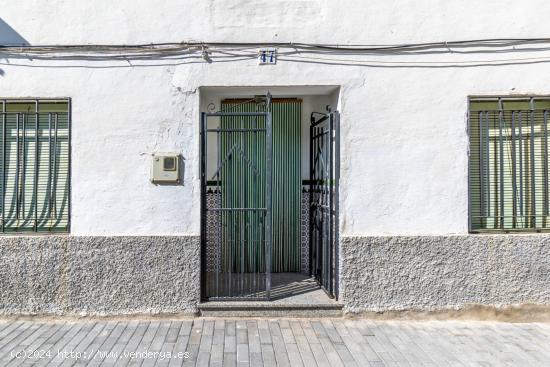 CASA DE PUEBLO EN NIGUELAS - GRANADA