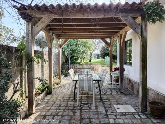 CHALET CON FINCA Y BODEGA EN EL RASO-ARES - A CORUÑA