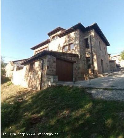 ESPECTACULAR CASA DE PIEDRA EN LA RASGADA - CANTABRIA