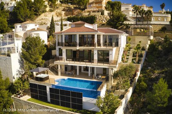  NUEVA VILLA DE LUJO EN ALTEA HILLS CON VISTAS AL MAR - ALICANTE 