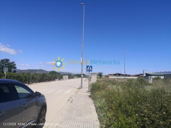 Parcela industrial en venta en Daimús - VALENCIA