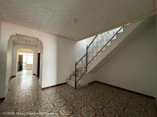 Venta de casa en Azuaga - BADAJOZ