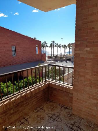 Apartamento con encanto a tan solo 50 metros de la playa!!! - MURCIA