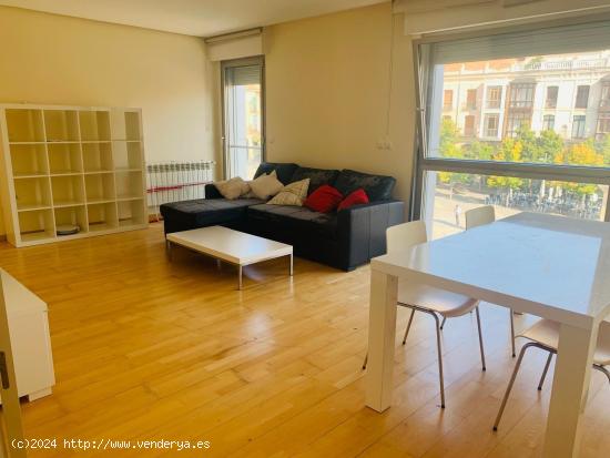  Apartamento en alquiler plaza Santa Teresa 12, Ávila - AVILA 