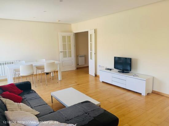 Apartamento en alquiler plaza Santa Teresa 12, Ávila - AVILA