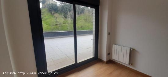 Piso con terraza y orientación Sur - CANTABRIA