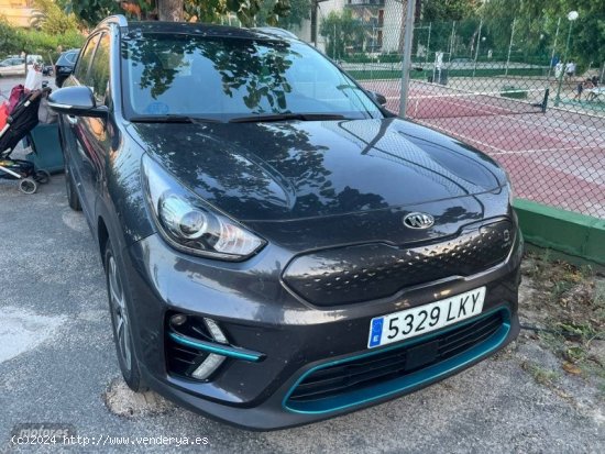 Kia e-Niro 150kW (204CV) Drive (Long Range) de 2020 con 95.500 Km por 18.900 EUR. en Barcelona