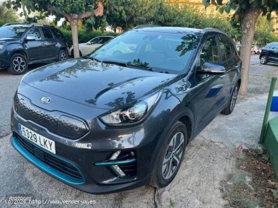 Kia e-Niro 150kW (204CV) Drive (Long Range) de 2020 con 95.500 Km por 18.900 EUR. en Barcelona