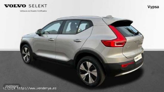 Volvo XC40 1.5 T2 CORE AUTO 129 5P de 2023 con 19.278 Km por 35.900 EUR. en Malaga