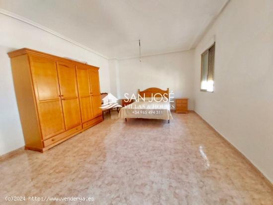 INMOBILIARIA SAN JOSE VENDE CASA EN BUEN ESTADO EN ASPE - ALICANTE