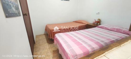 INMOBILIARIA SAN JOSE VENDE CASA EN BUEN ESTADO EN ASPE - ALICANTE