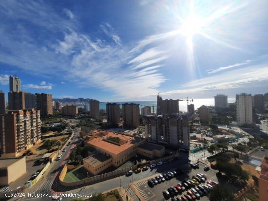  SE VENDE PISO DE TRES HABITACIONES CON VISTAS AL MAR EN CALA DE BENIDORM. MILPISOS.ES - ALICANTE 