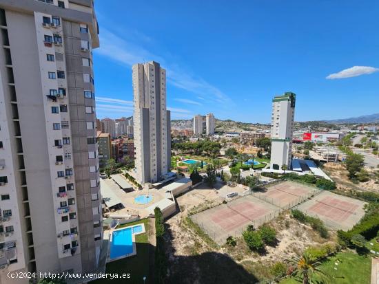 SE VENDE PISO DE TRES HABITACIONES CON VISTAS AL MAR EN CALA DE BENIDORM. MILPISOS.ES - ALICANTE