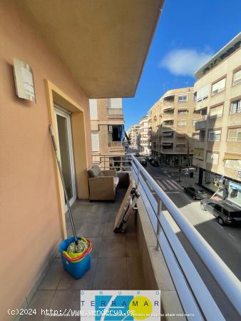 FABULOSO APARTAMENTO EN EL CENTRO URBANO, GRAN OPORTUNIDAD DE VIVIR EN EL CENTRO - ALICANTE