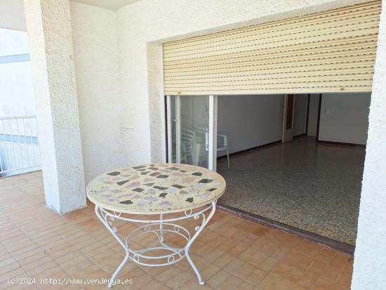 VENTA DE AMPLIO PISO EN CUNIT - ZONA PLAYA - TARRAGONA