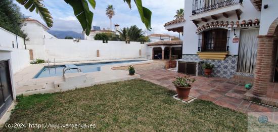 Chalet unifamiliar en Urb El Coto - MALAGA