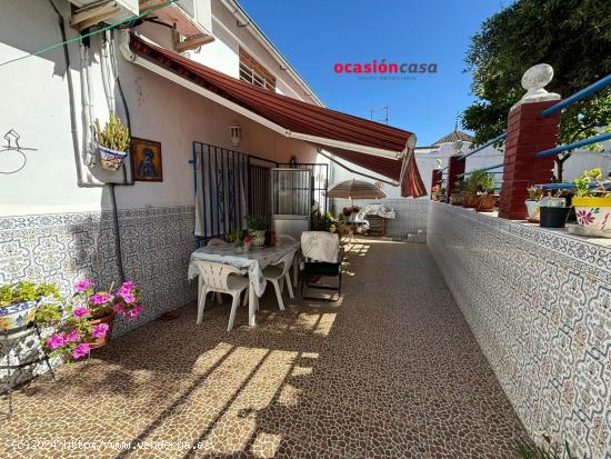 CASA CON COCHERA Y TEJADO NUEVO A LA VENTA - CORDOBA