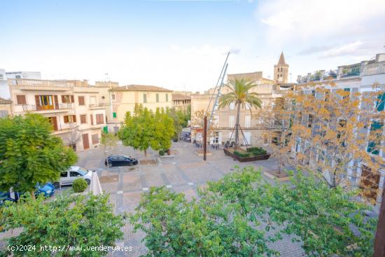 Edificio de tres pisos reformados en Porreres - BALEARES