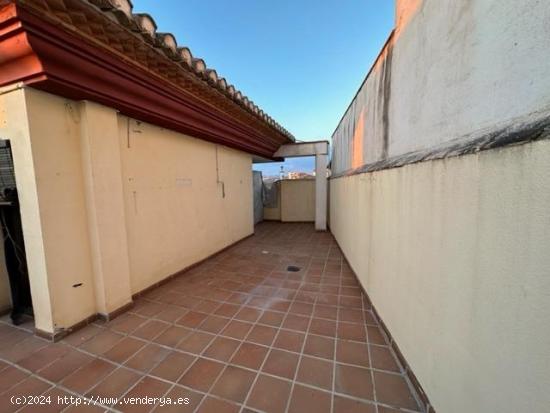 Magnifico ático duplex en venta en el centro de La Zubia. - GRANADA