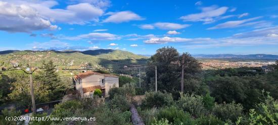  TERRENY EN VENDA, AMB VISTES A CASTELLAR - BARCELONA 