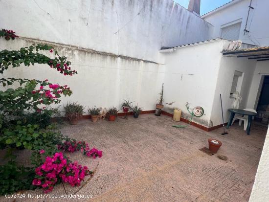 !Tú hogar espacioso en Belalcázar: CASA de dos plantas con vistas a la calle!!! - CORDOBA