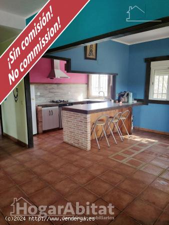 CHALET REFORMADO CON TERRAZA Y ZONA DE APARCAMIENTO - CASTELLON