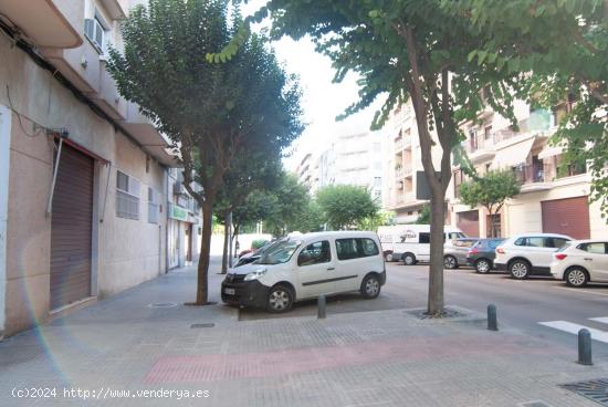 LOCAL SITUADO EN ZONA JUZGADOS - VALENCIA