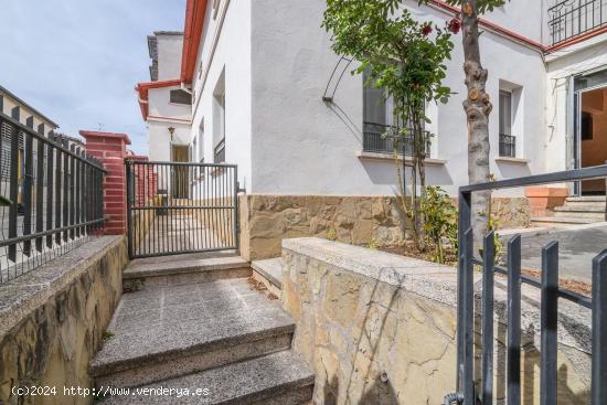 Casa en el centro de Santpedor con mucho potencial - BARCELONA