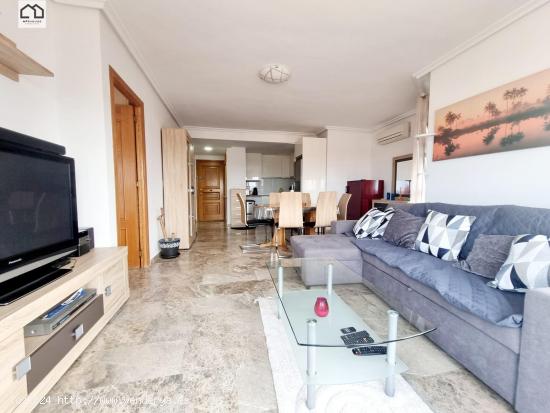 APIHOUSE VENDE PISO CON PISCINA COMUNITARIA EN TORREVIEJA. PRECIO 147.000€ - ALICANTE