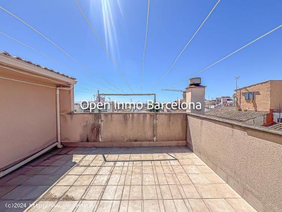 VIVE EN EL  CENTRO DE VILANOVA  I LA GELTRU EN ESTE ESTUPENDO DUPLEX DE 2 DORMITORIOS - BARCELONA