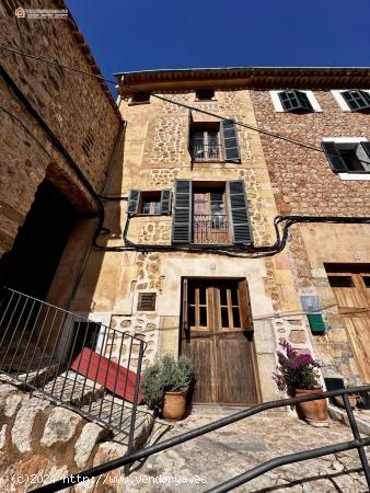 Casa Mallorquina Totalmente Reformada En El Centro De Fornalutx - BALEARES