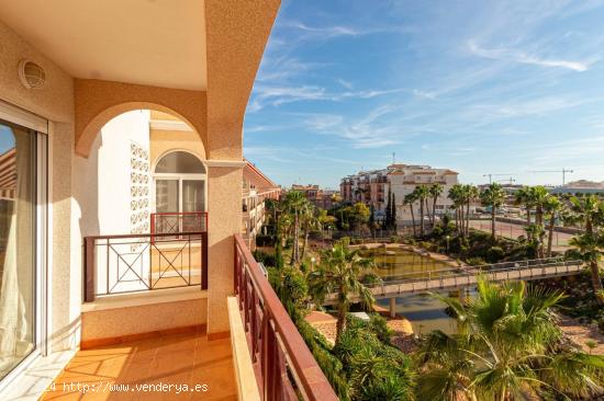  Fabuloso apartamento con increíbles vistas e inmejorable condición! 2 Dormitorios 2 Baños + GARAJ 